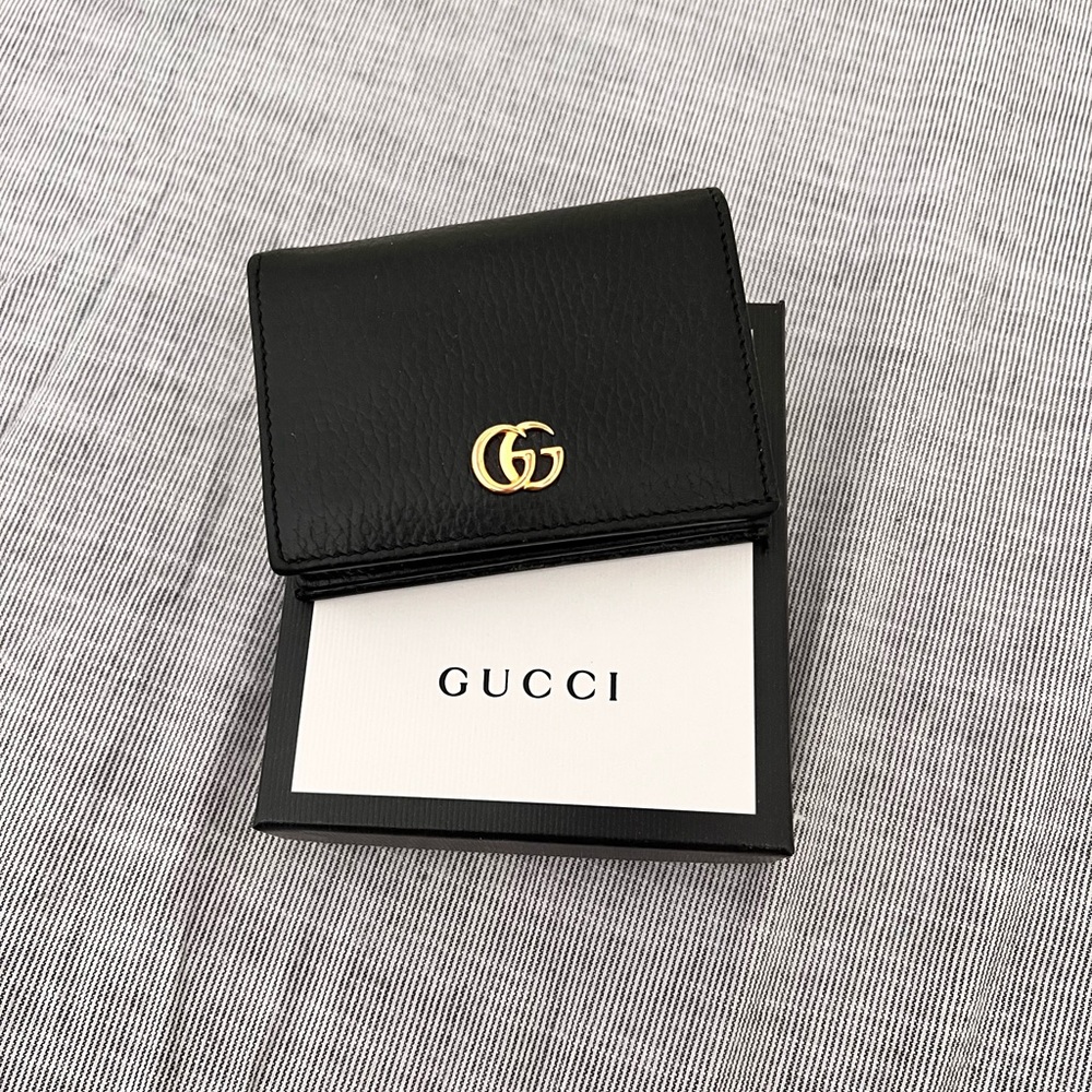 Gucci GG Marmont card case wallet
